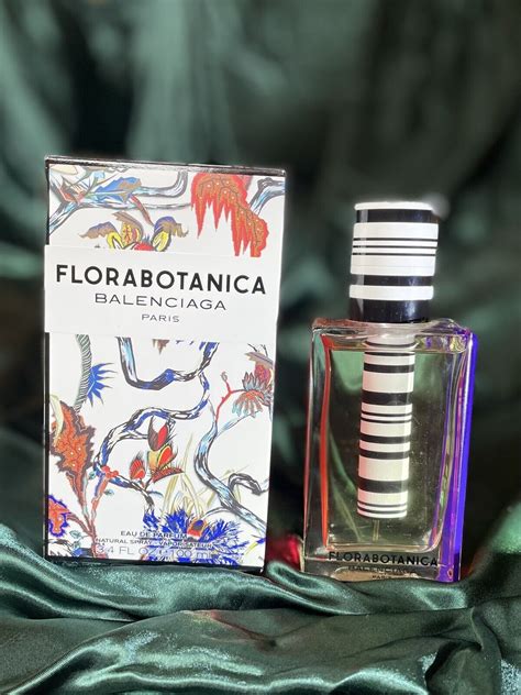 is florabotanica discontinued